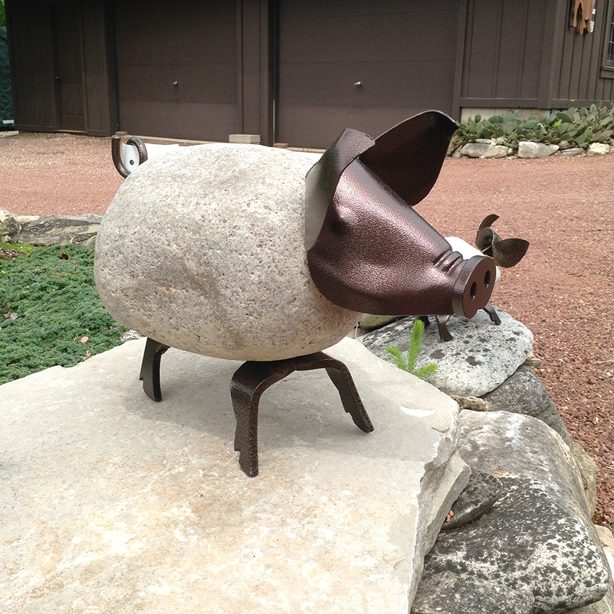 pig sculpture